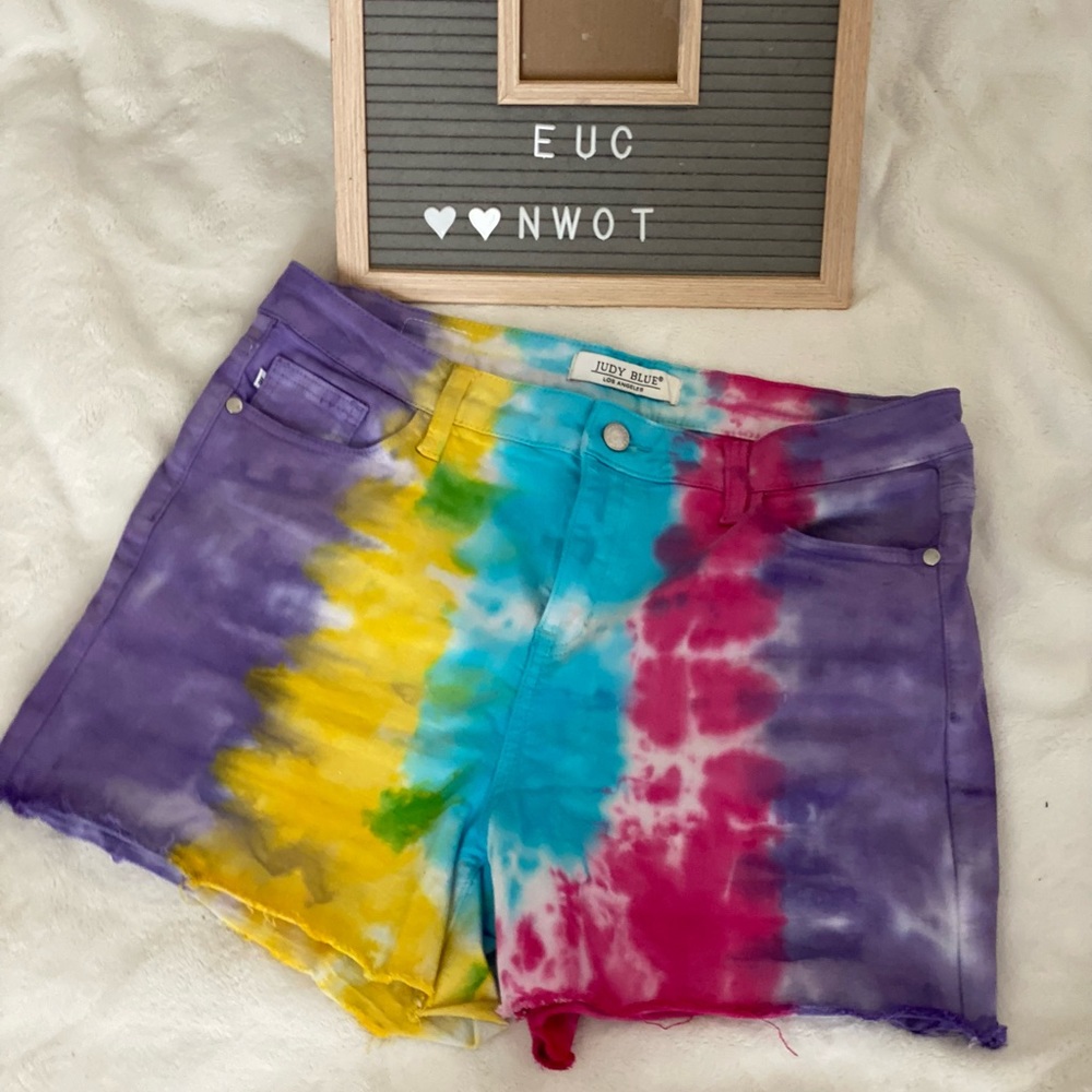 NWOT Judy Blue Tie Dye shorts